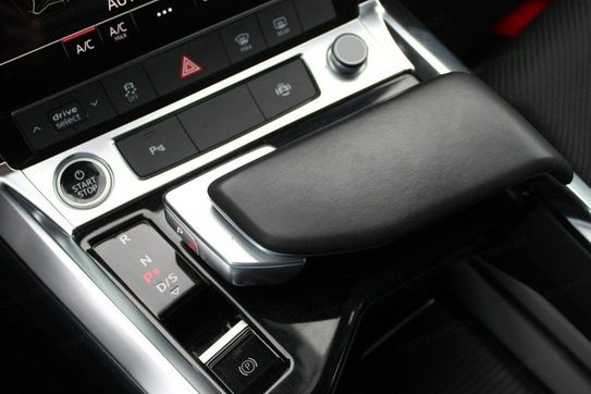 Audi e-tron 50 quattro