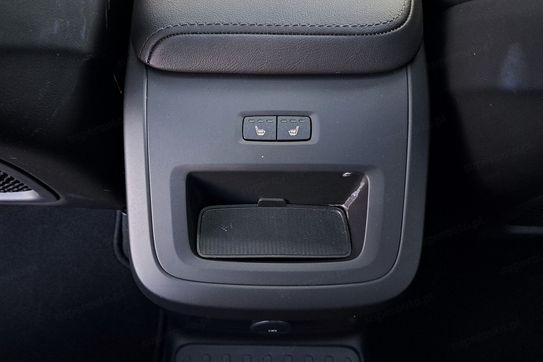 Volvo XC60 T6 Plug-In Hybrid AWD Plus Dark