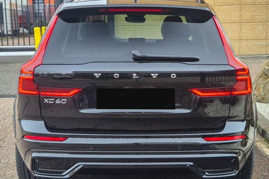 Volvo XC60 T6 Plug-In Hybrid AWD Ultra Dark