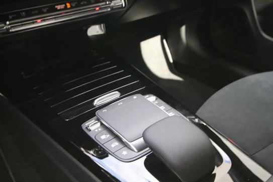 Mercedes CLA 250 e AMG Line