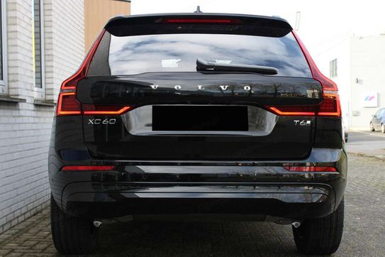 Volvo XC60 T6 Plug-In Hybrid AWD Core
