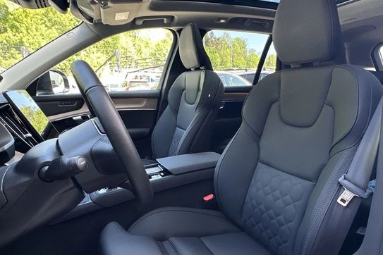 Volvo XC90 T8 AWD Plug-In Hybrid Plus Dark 7os