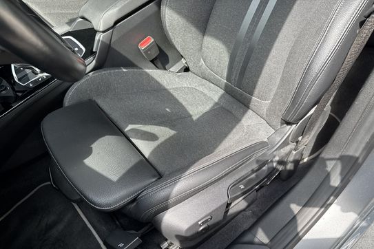 BMW Seria 2 218i Sport Line