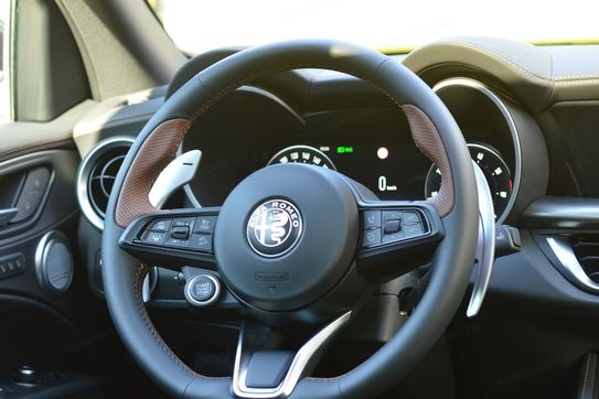 Alfa Romeo Stelvio 2.0 Turbo Intensa Q4