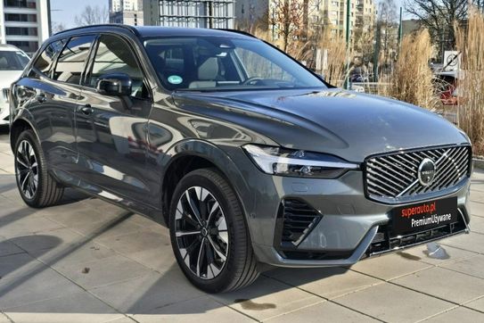Volvo XC60 T8 Plug-In Hybrid AWD Ultra Dark aut