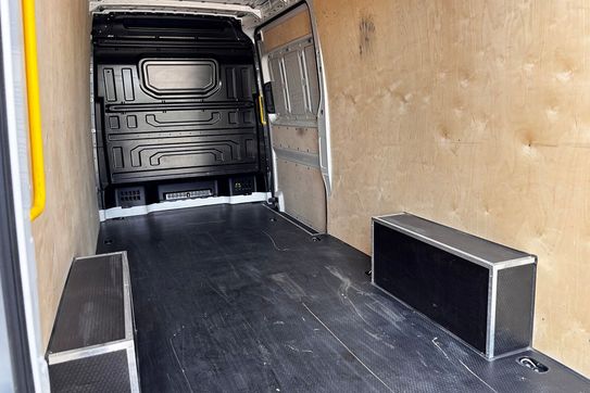 Volkswagen Crafter L4H2