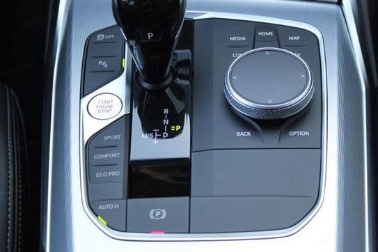 BMW Seria 3 Touring 320d xDrive Sport Line