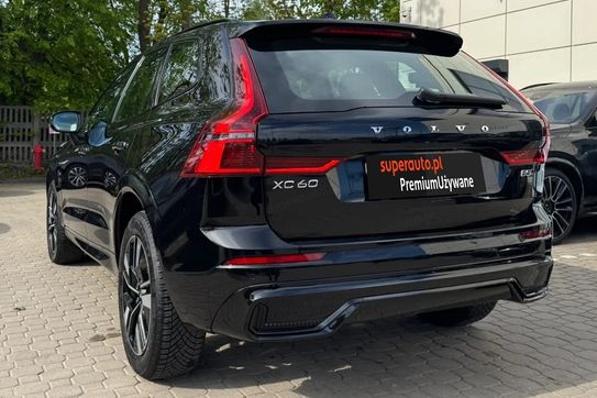 Volvo XC60 B5 B AWD Plus Dark