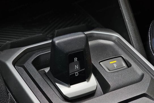 Dacia Duster 1.6 Full Hybrid 140 Journey MMT