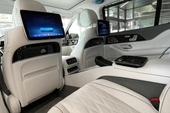 Mercedes GLS Maybach 600 4-Matic