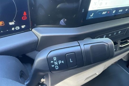 Ford Transit Custom 320 L2H1 Limited PHEV CVT