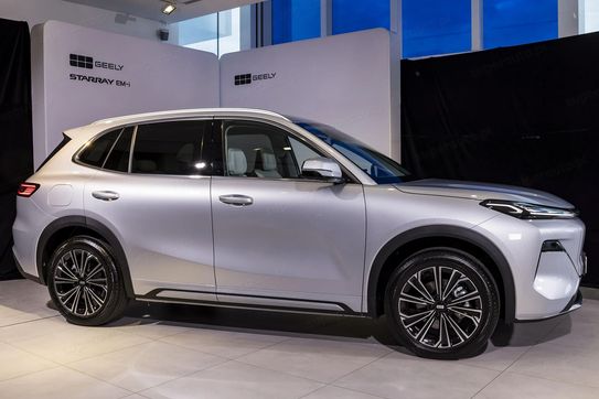 Geely Starray EM-i 1.5 PHEV Max