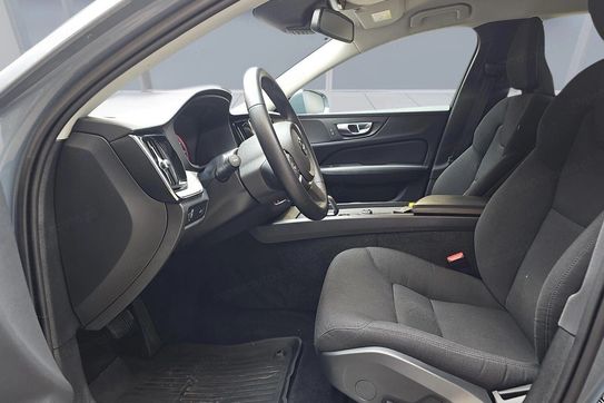 Volvo V60 B4 D Momentum Core