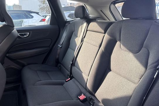 Volvo XC60 B4 B Momentum