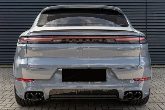 Porsche Cayenne Coupe E-Hybrid Black Edition