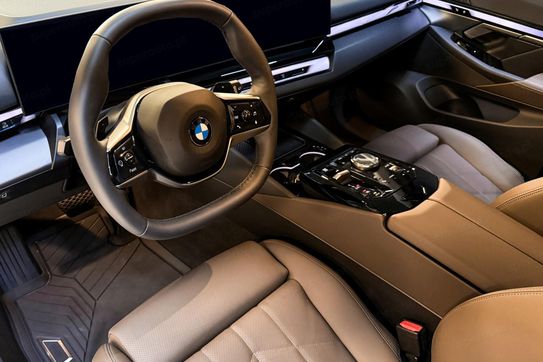 BMW Seria 5 Touring 520d