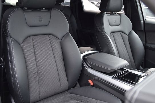 Audi Q7 50 TDI quattro S Line