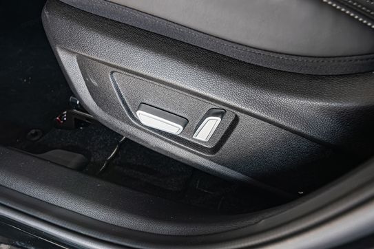 JAC JS8 PRO 1.5 T-GDI 7 DCT 7os.