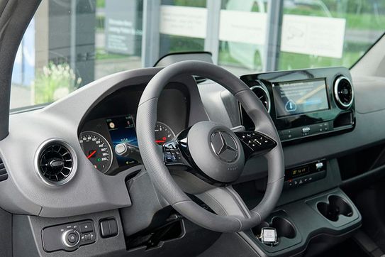 Mercedes Sprinter 317 CDI PRO Długi 9G-Tronic Skrzynia Otwarta