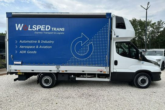 Iveco Daily 35S18 Plandeka + Winda