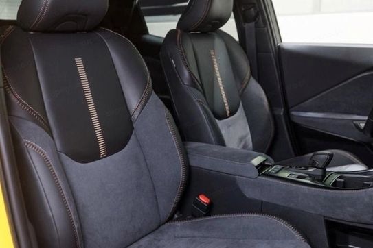 Lexus LBX Hybrid Cool