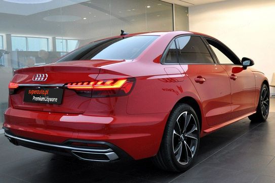 Audi A4 35 TDI mHEV S Line S tronic