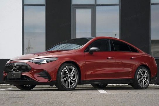Mercedes CLA 350 4-Matic AMG Line