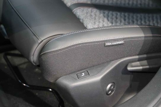 Peugeot 308 Allure 1.2 mHEV e-DCS6