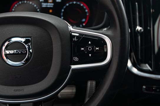 Volvo V60 B4 R-Design aut