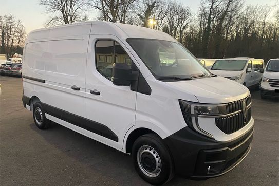 Renault Master L2H2 Extra AT9