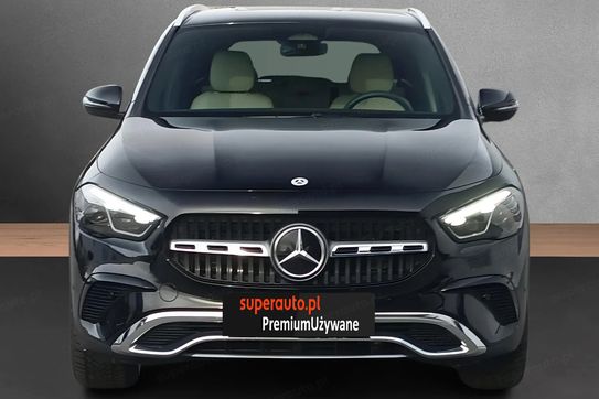 Mercedes GLA 200 Progressive