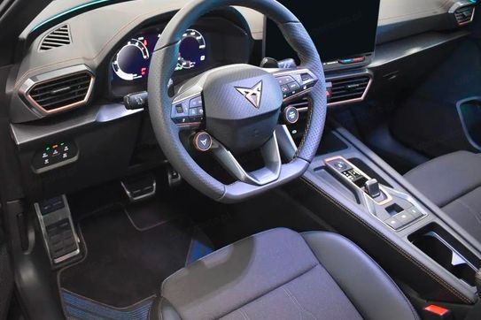 Cupra Leon Sportstourer 2.0 TSI DSG 4Drive