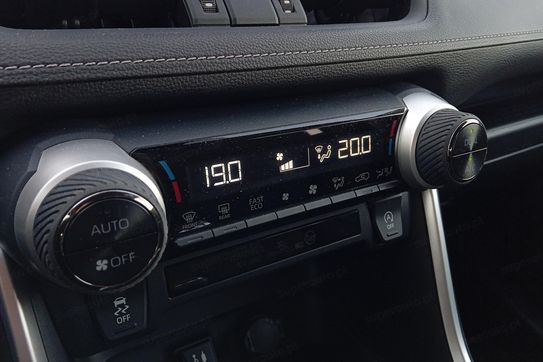 Toyota RAV4 2.0 Comfort 4x4