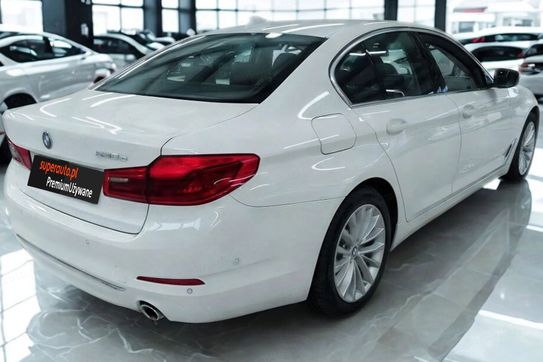 BMW Seria 5 530e iPerformance xDrive Luxury Line sport-aut