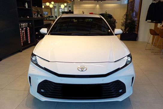 Toyota Camry Comfort 2.5 Hybrid Dynamic Force