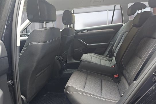 Volkswagen Passat 1.5 TSI Business DSG