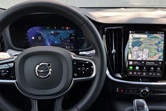 Volvo V60 T6 AWD Plug-In Plus Dark