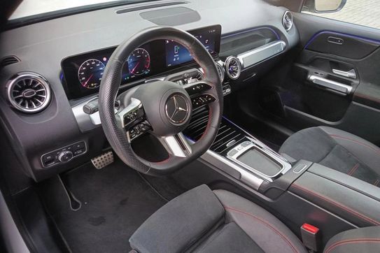 Mercedes GLB 200 mHEV AMG Line 7G-DCT