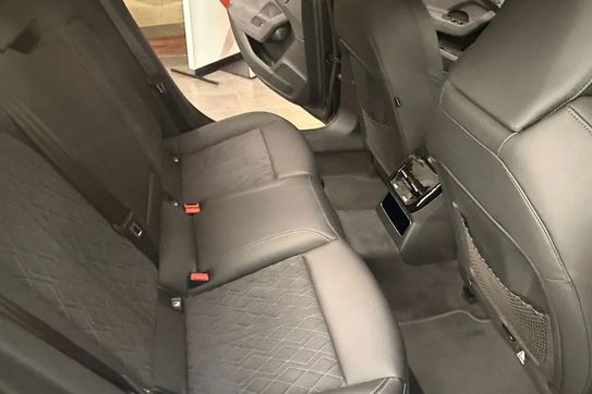 Audi A6 TDI quattro S line Avant