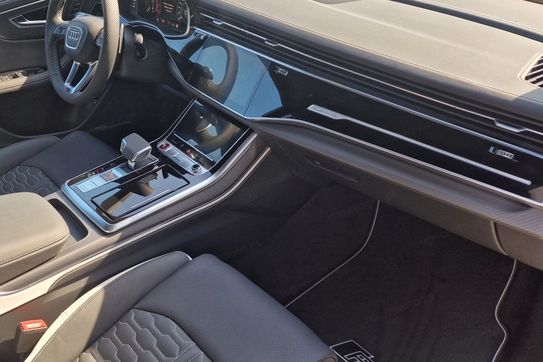 Audi Q8 RSQ8 TFSI quattro Performance