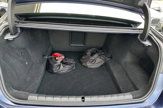 BMW Seria 7 M760e xDrive