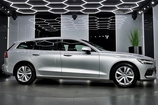 Volvo V60 B4 B Momentum Pro
