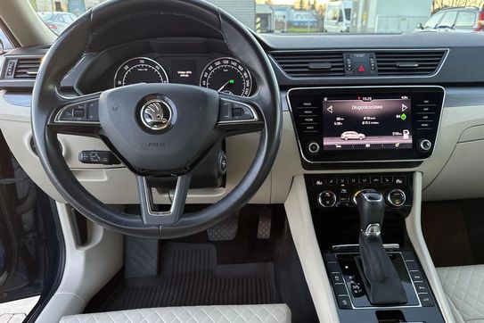 Skoda Superb 2.0 TDI SCR Style DSG