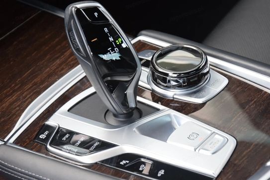 BMW Seria 7 750d xDrive M Sport