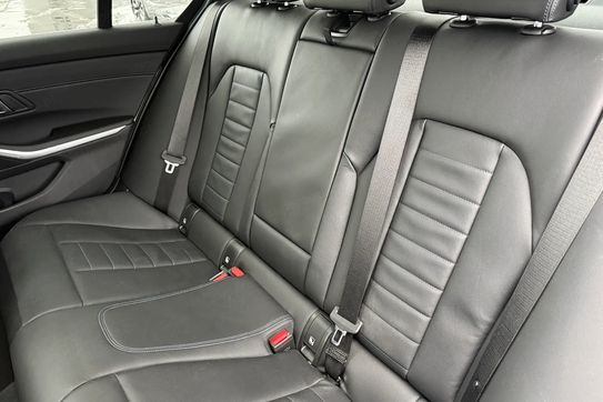 BMW Seria 3 320i M Sport