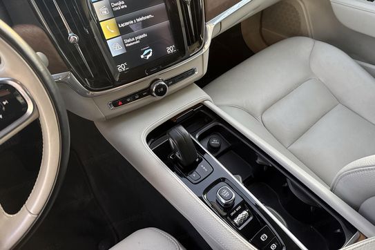 Volvo S90 B4 B Momentum Pro