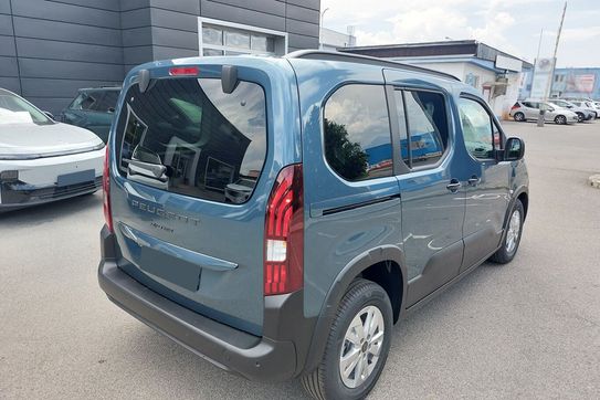 Peugeot Rifter MPV M L1H1 AT