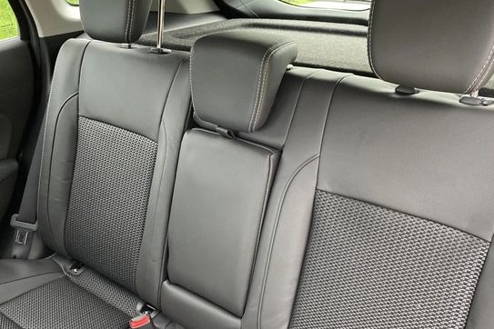 Suzuki S-Cross 1.4 SHVS Elegance SP 4WD