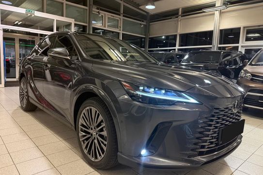 Lexus RX 450h+ Omotenashi 2.5 Hybrid Plug-in