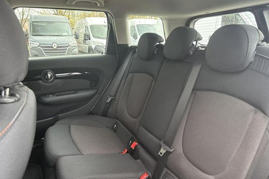 Mini Clubman Cooper aut